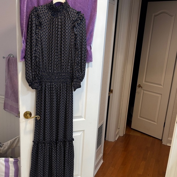 NWT Max Studio Navy Floral Maxi Dress - Picture 1 of 9